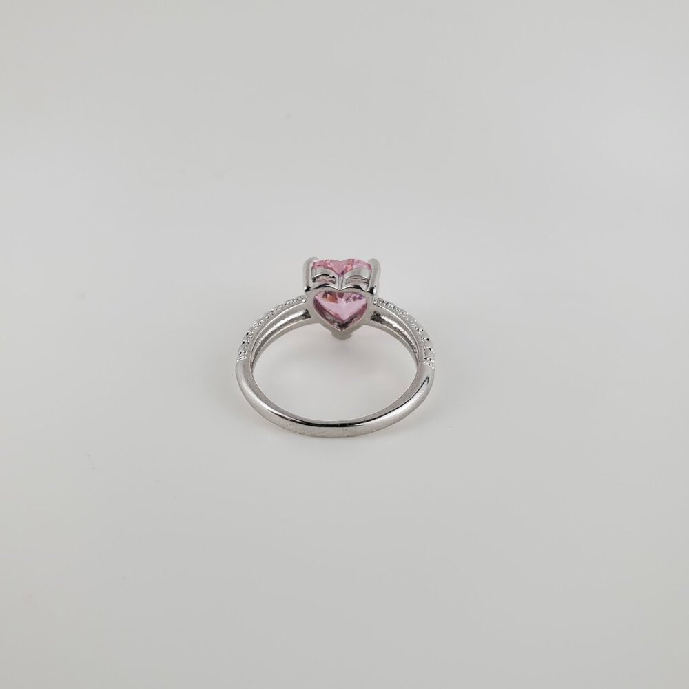 Ring - Picture 4 of 4